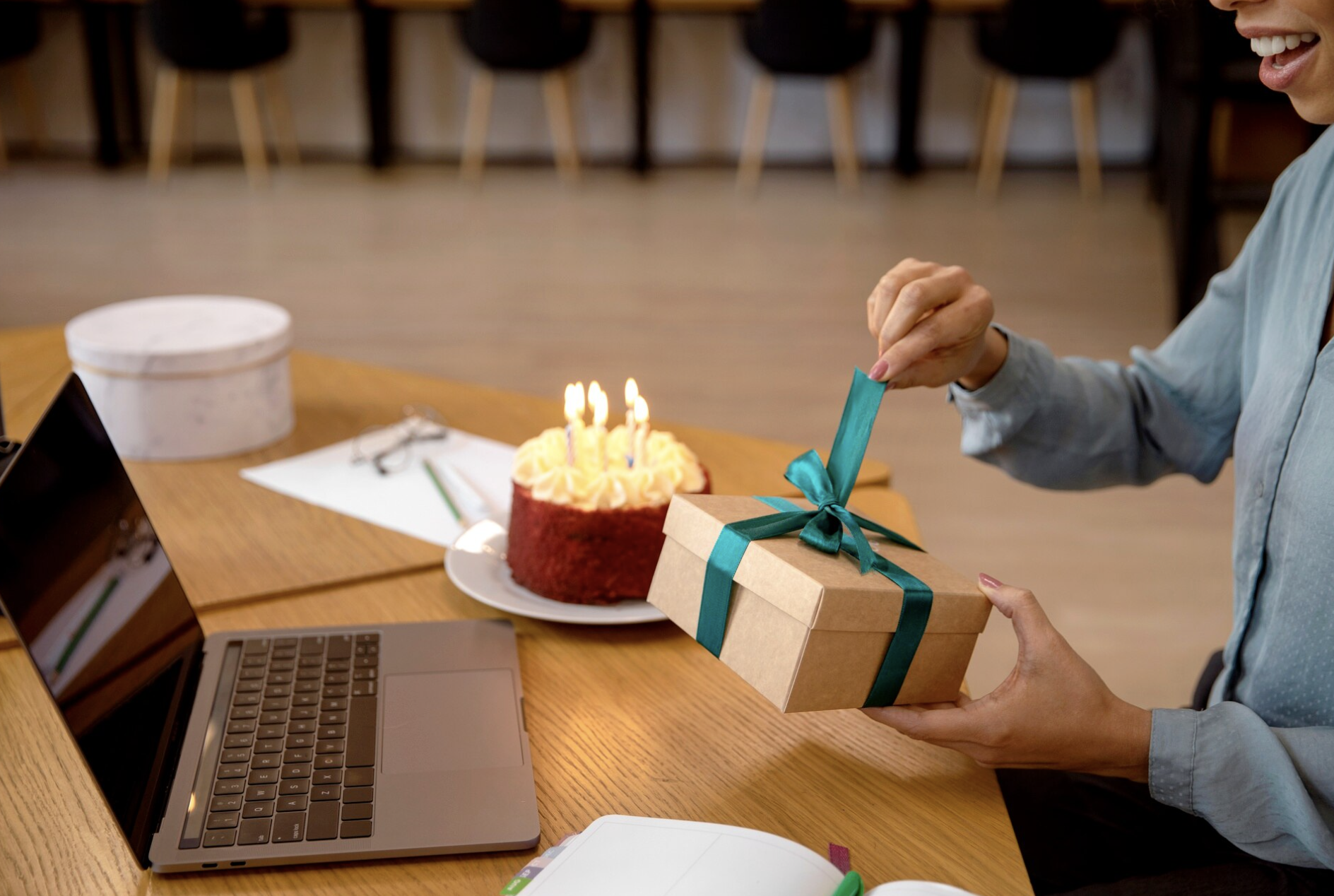 Chèque cadeaux entreprise : ce que vous devez savoir